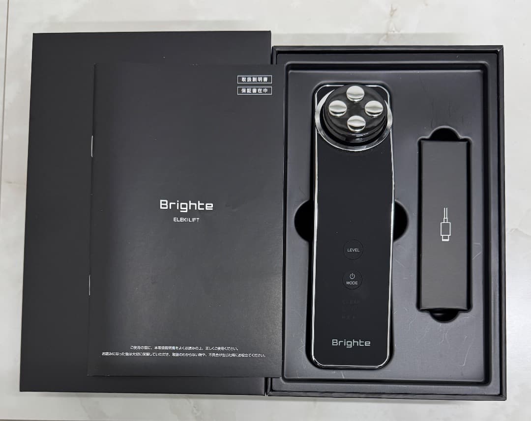 hn　Brighte ELEKILIFT 美顔器