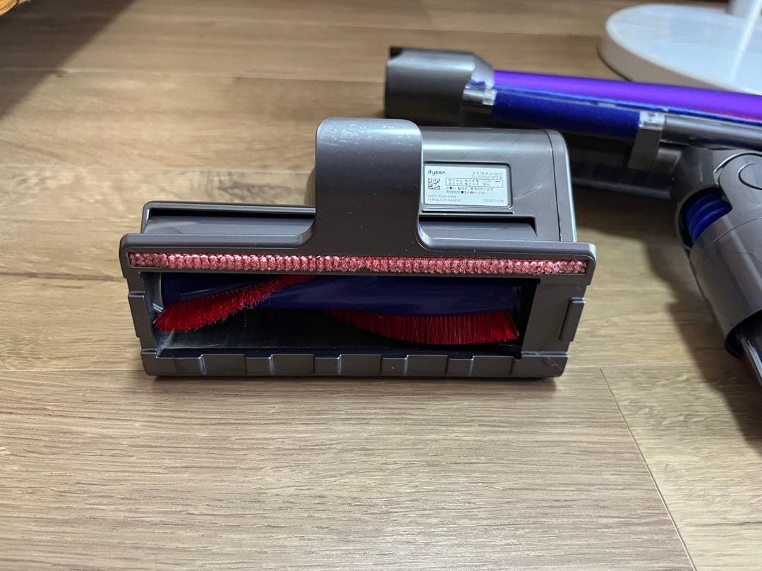 完動品 ダイソン スティッククリーナー 充電スタンドセット　SV18