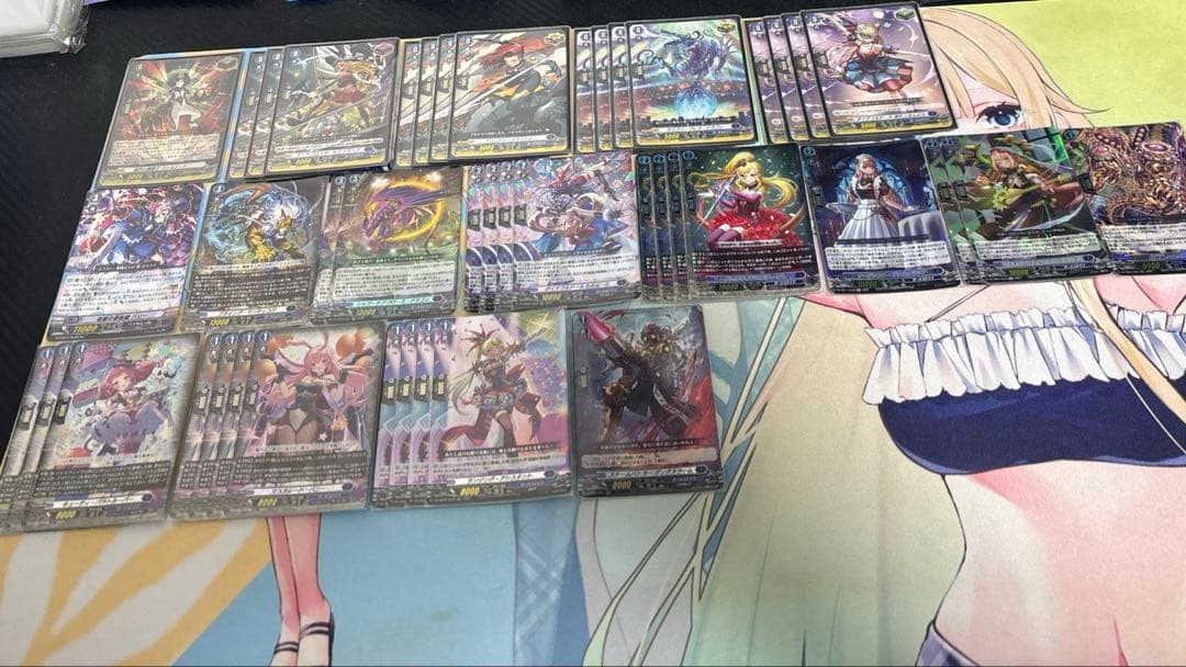 ヴァンガード ハリーデッキ レアリティ高め‼️