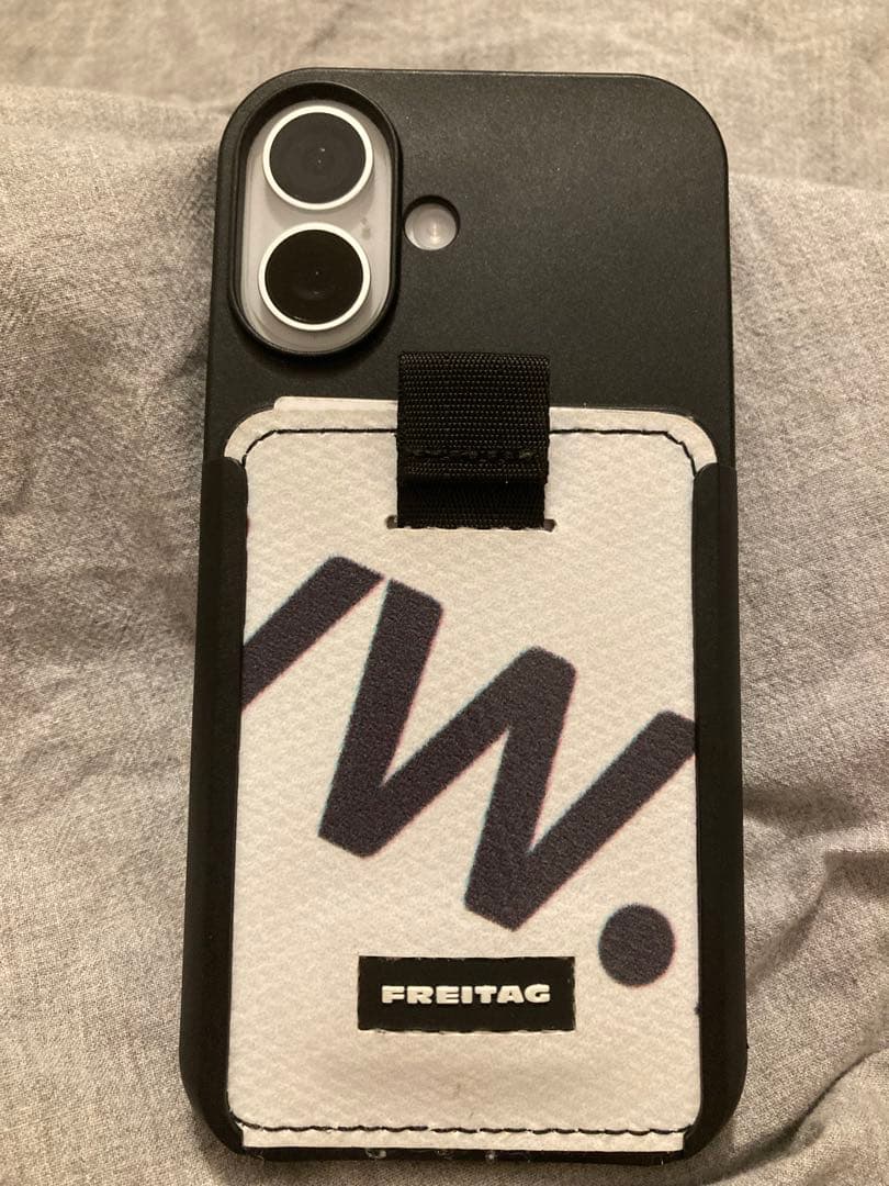 FREITAG iPhoneケース カードポケット付き　フライターグ