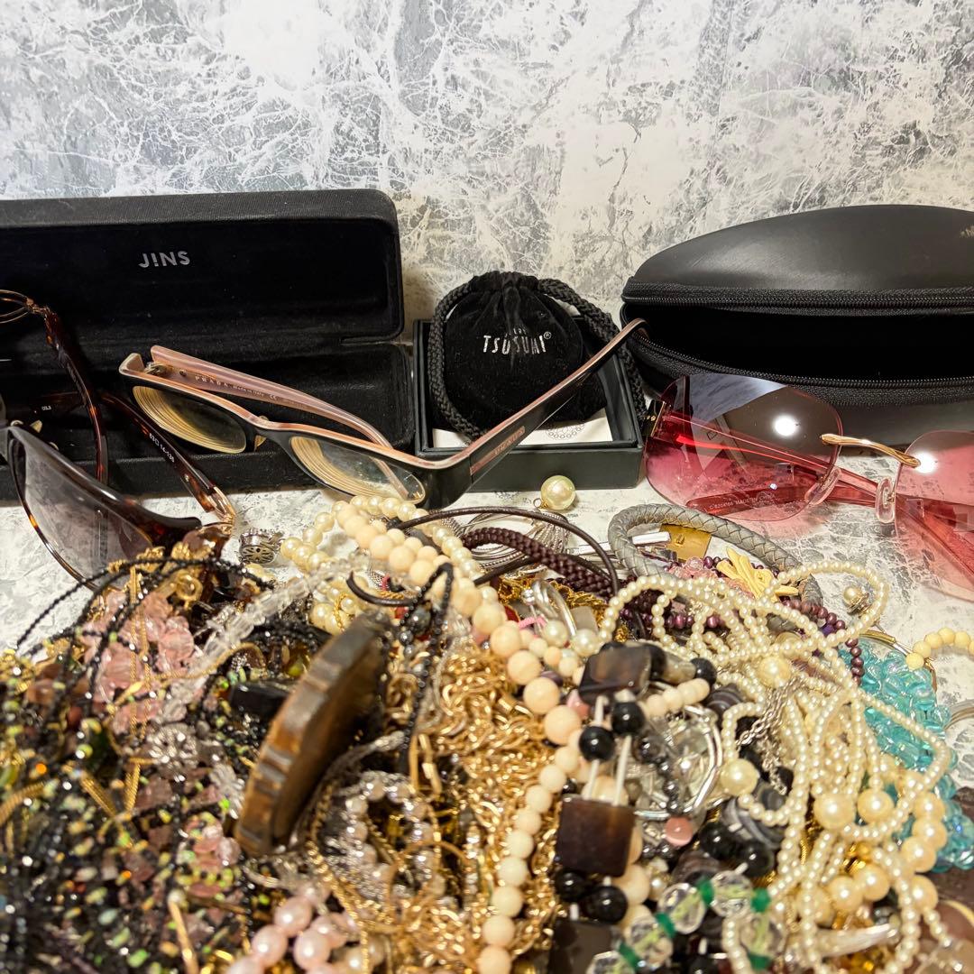 アクセサリーまとめ売り　約3kg リング　ネックレス　腕時計