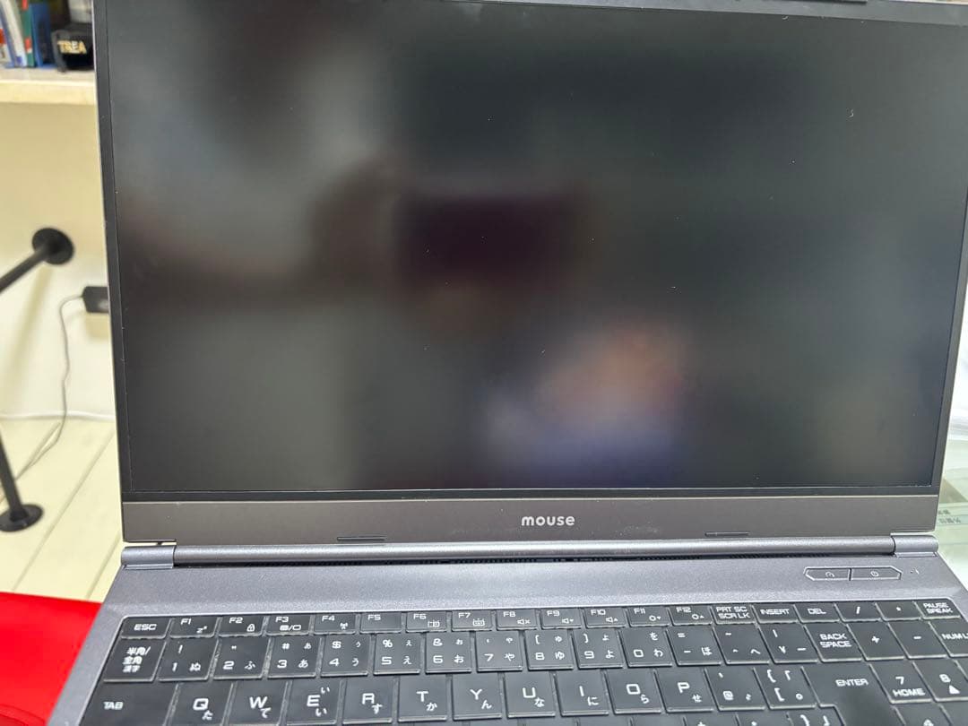 【ジャンク】mouse ノートPC 、充電器2個付き（純正＋互換）