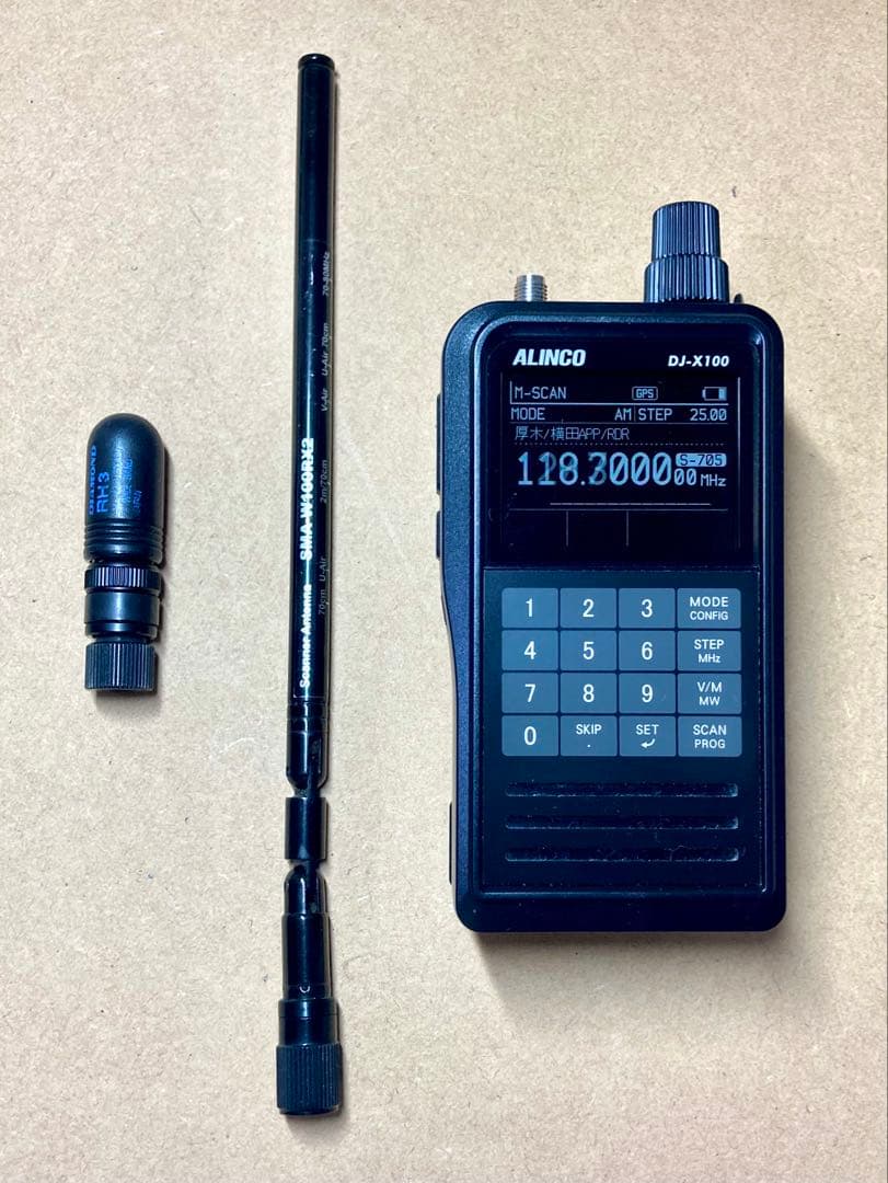 ALINCO DJ-X100広帯域無線受信機(受信範囲拡張改造済み)