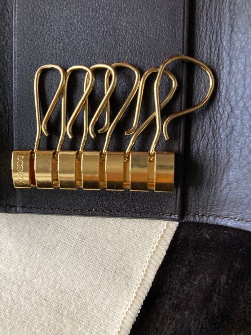 【新品未使用　美品】LOEWE　ロエベ　キーケース　 6連　箱付き