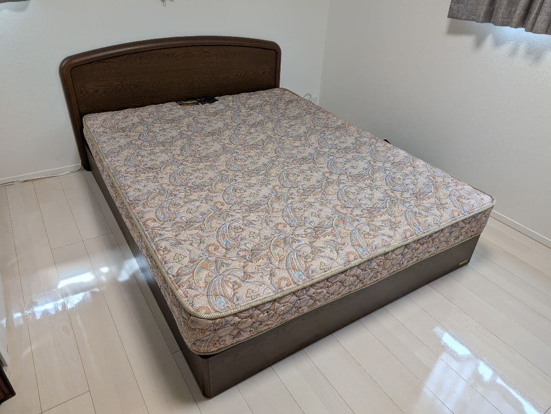 ワイドダブルベッド フランスベット　花柄マットレス付き