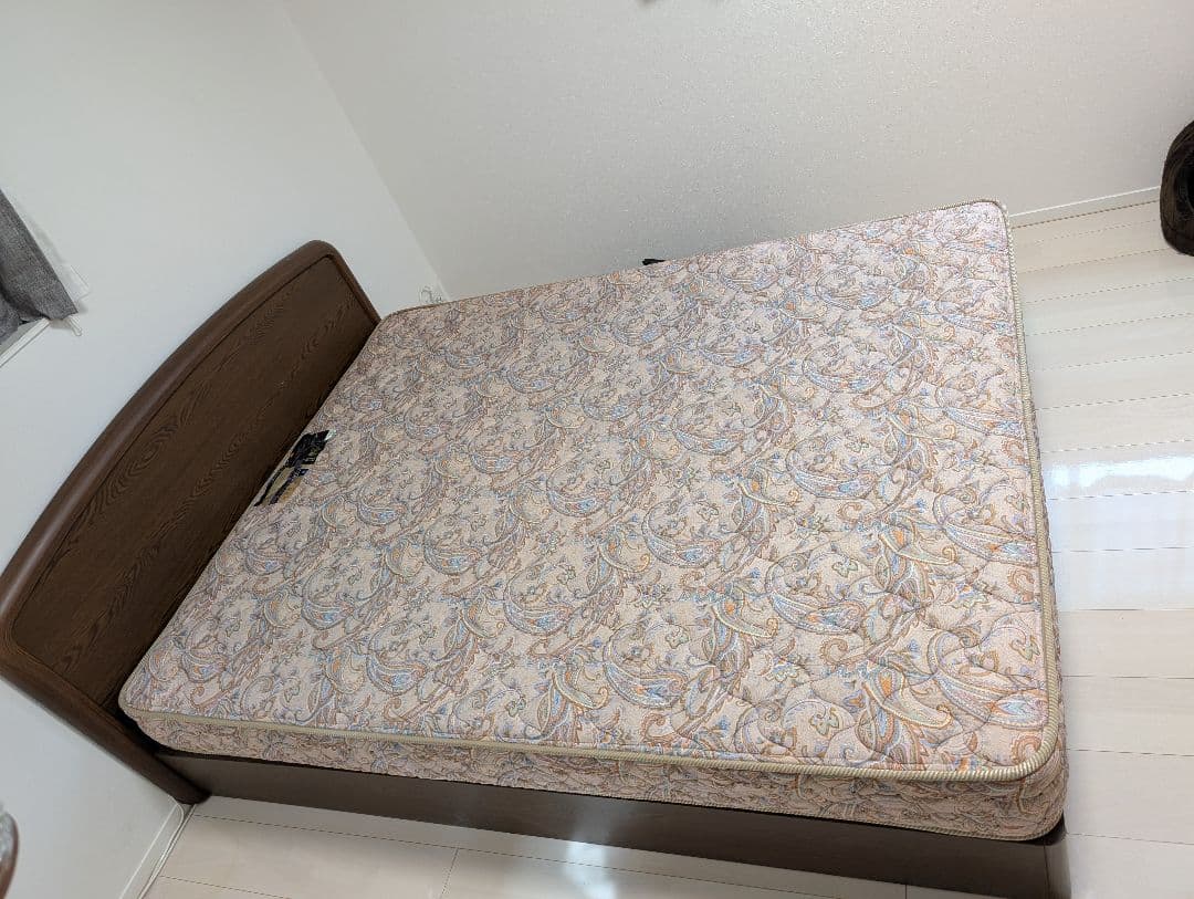 ワイドダブルベッド フランスベット　花柄マットレス付き