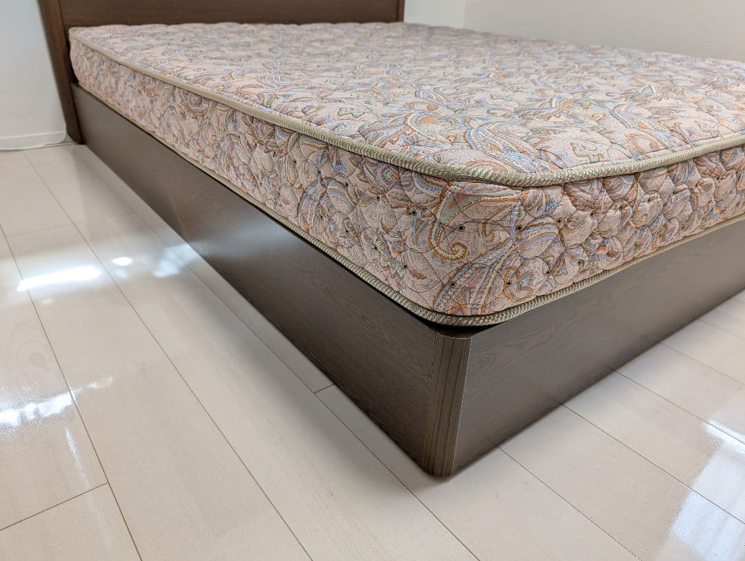 ワイドダブルベッド フランスベット　花柄マットレス付き