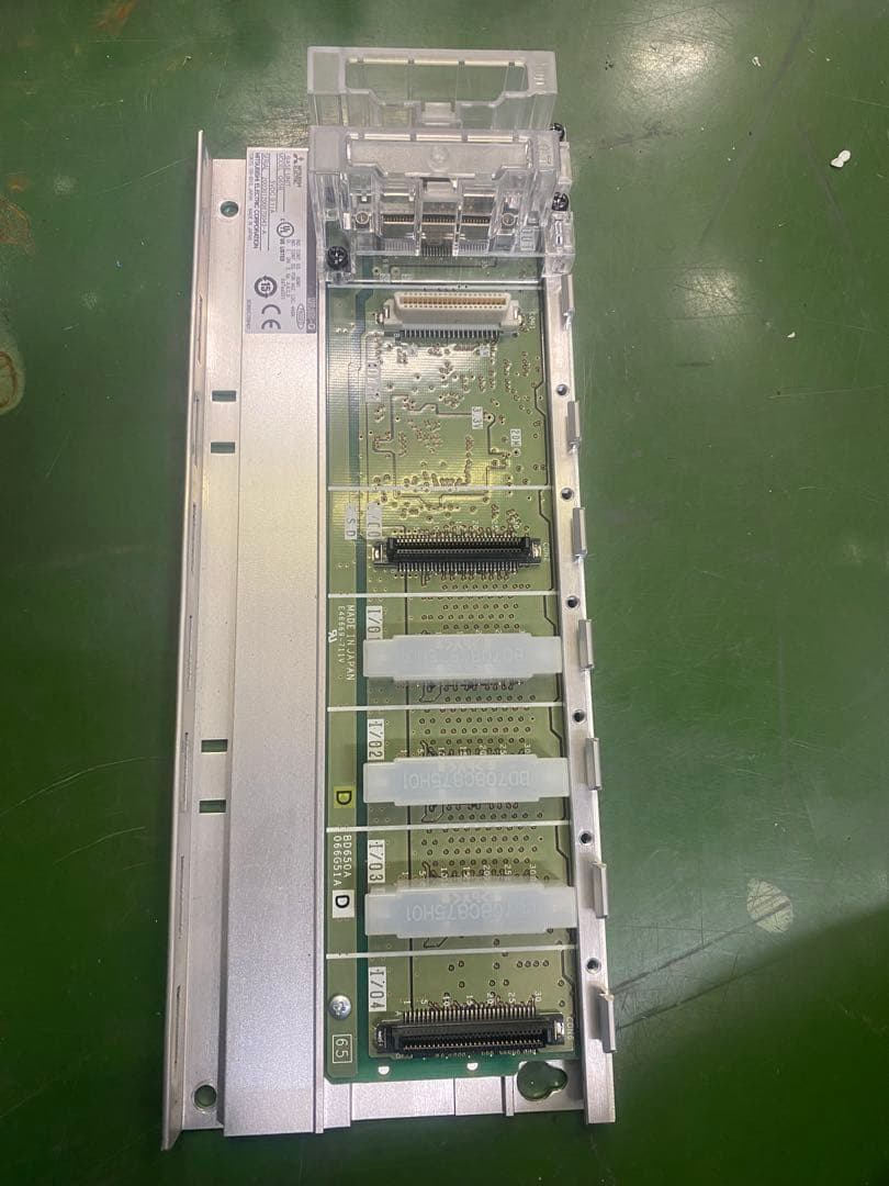三菱電機 Q65B 基本ベースユニット 5スロット 装着用 NN