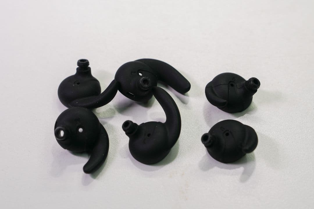 BONX BOOST ワイヤレスイヤホン　【まとめ買いコメント下さい】