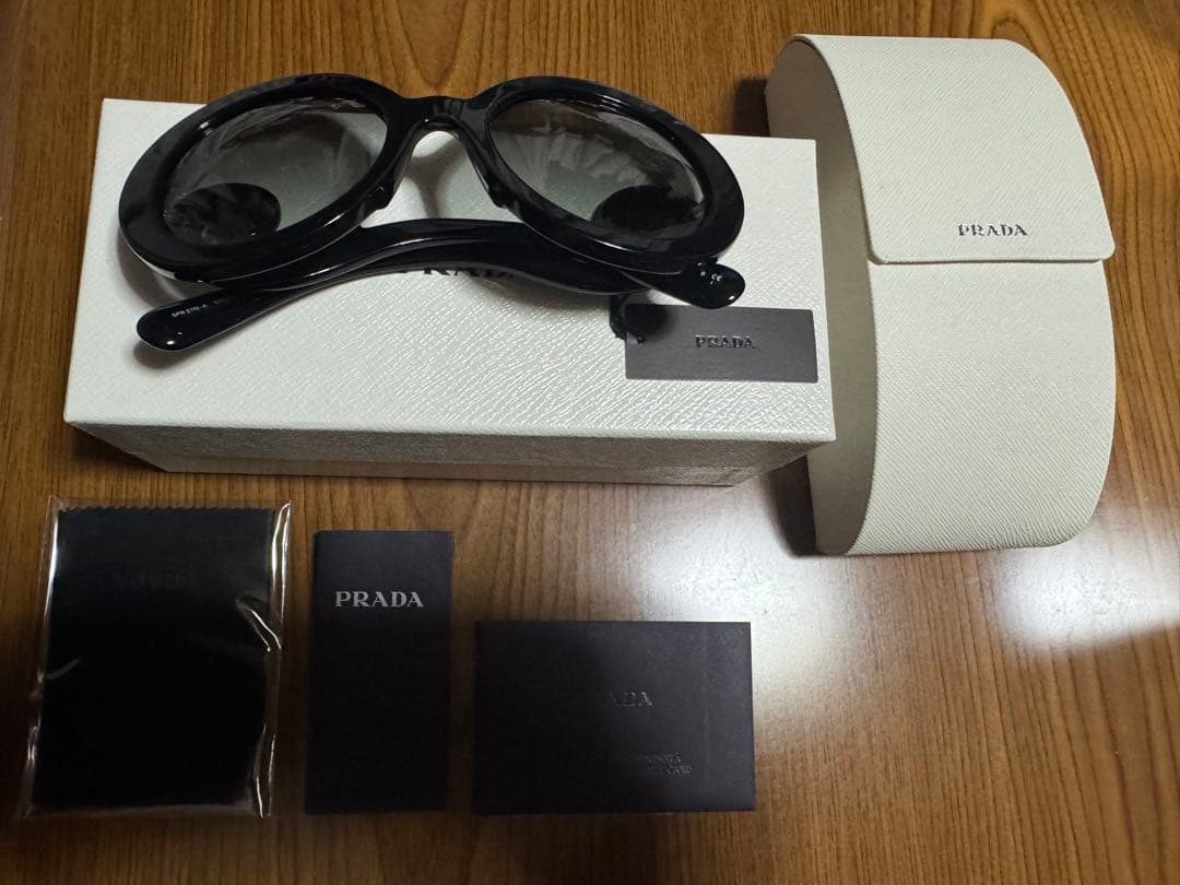 プラダ サングラス ミニマルバロック hyde