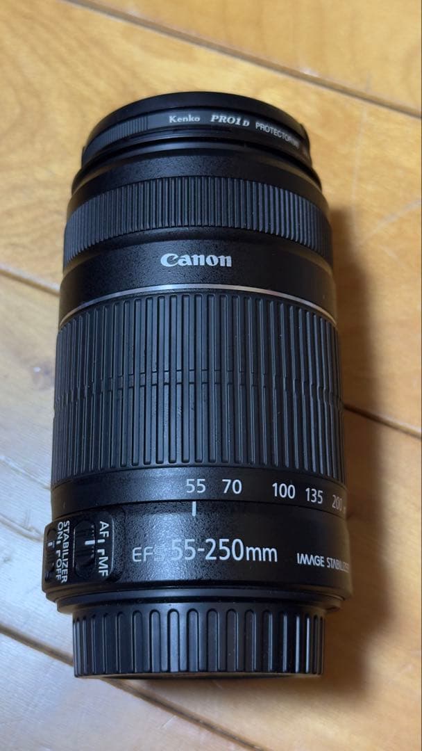 Canon EFS55-250mm カメラレンズ