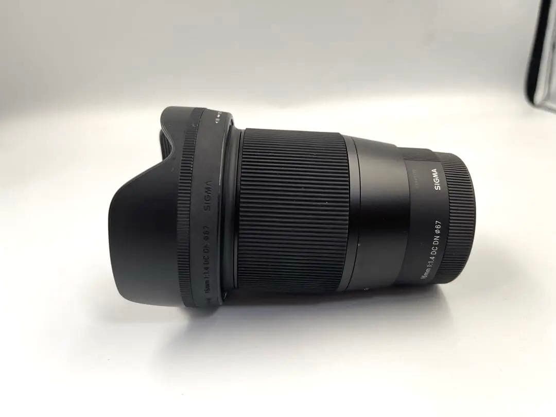SIGMA 16mm F1.4 DC DN 単焦点レンズ　SONY Eマウント
