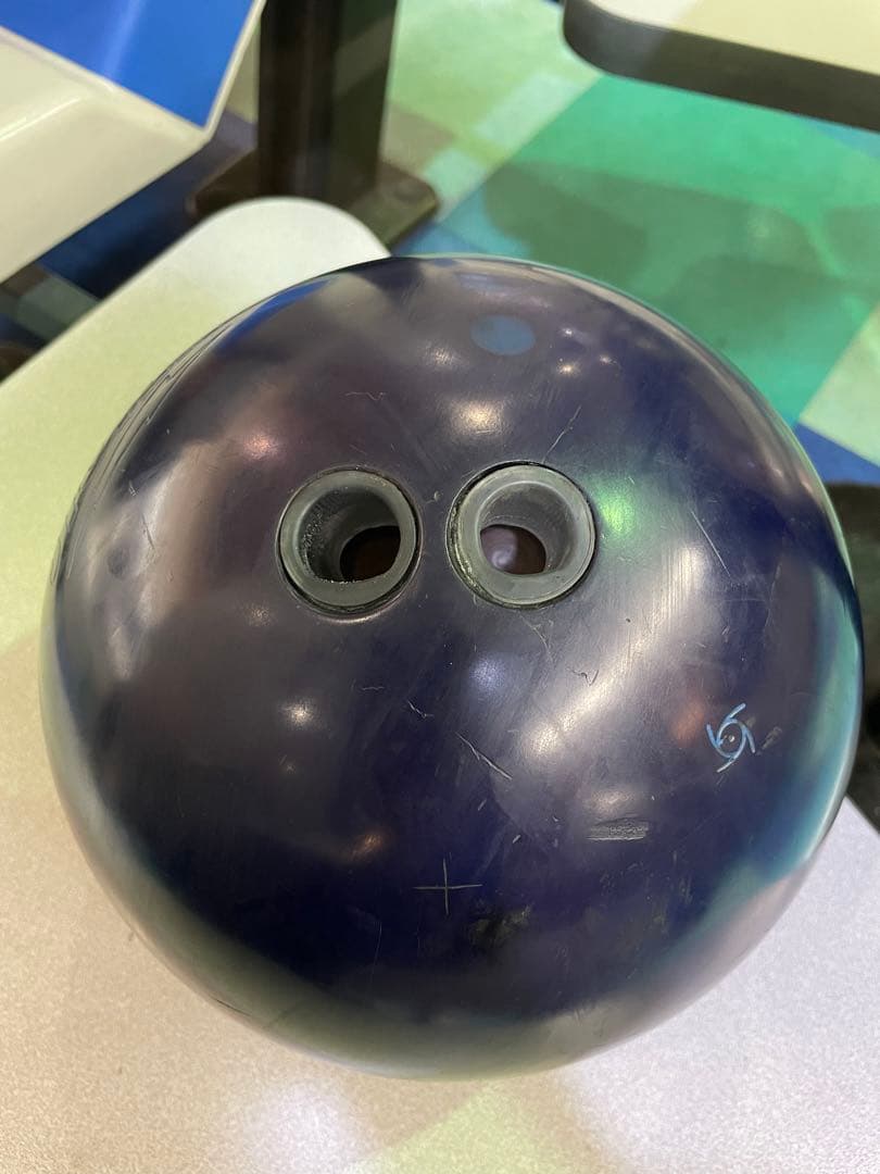 ＩＱナノツアー　パープル　STORM ボウリングボール　１５ポンド