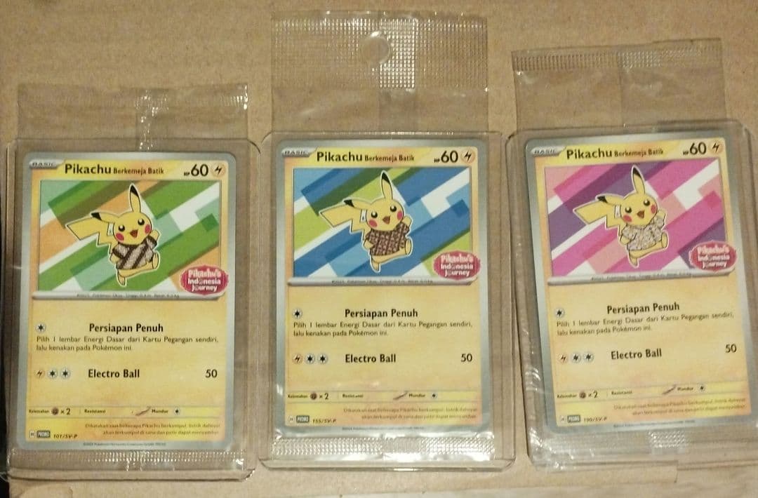 バティックシャツのピカチュウ 未開封　3種類