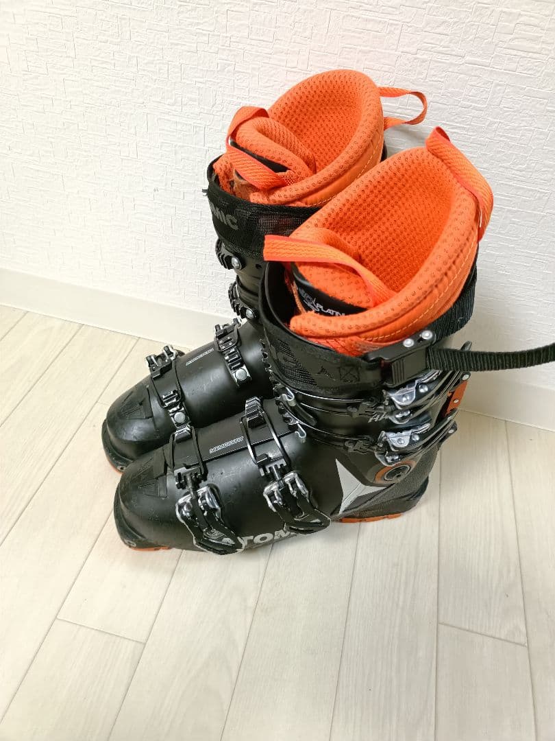 スキー ATOMICE HAWX 130 ULTRA XTD