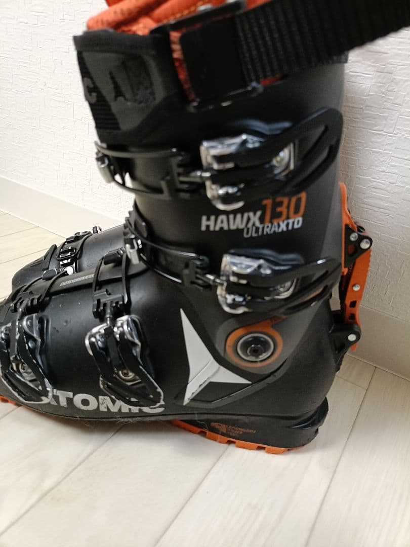 スキー ATOMICE HAWX 130 ULTRA XTD
