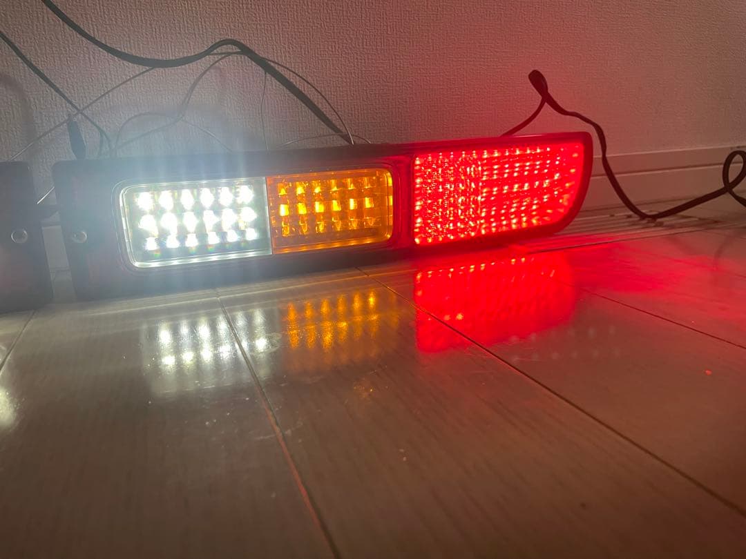 こ*ま様 ハイゼットカーゴ s331v 純正テール　LED加工