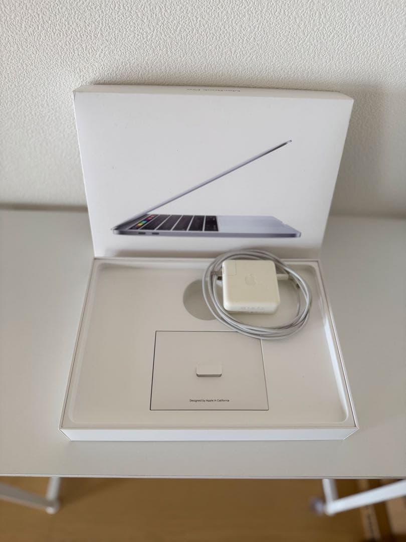 美品 Macbook Pro 2020 13インチ ram 16gb ssd1T