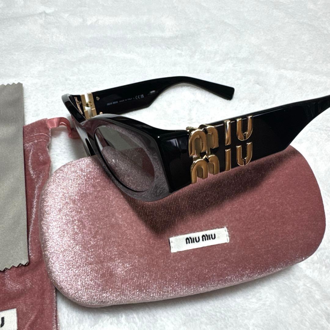 MIUMIU Glimpseサングラス ブラック 登坂広臣着用モデル美品　正規品