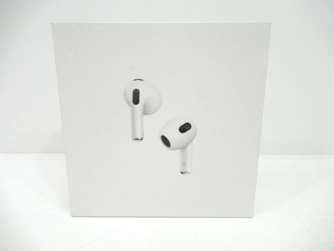 Apple AirPods 第3世代 MME73J/A MagSafe P01