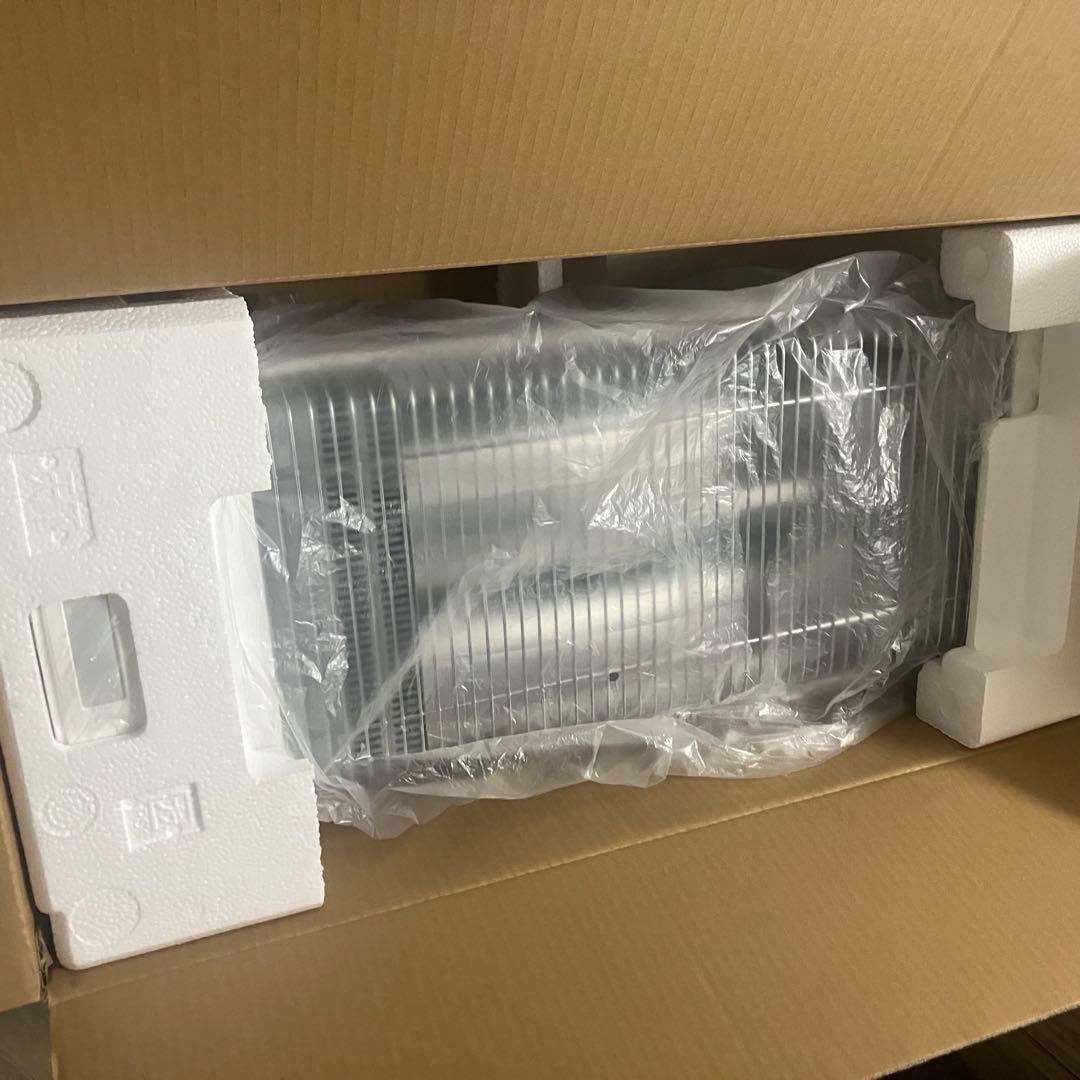 美品 ダイキン 遠赤外線暖房機 ERFT11ZS-W 2023年製 セラムヒート