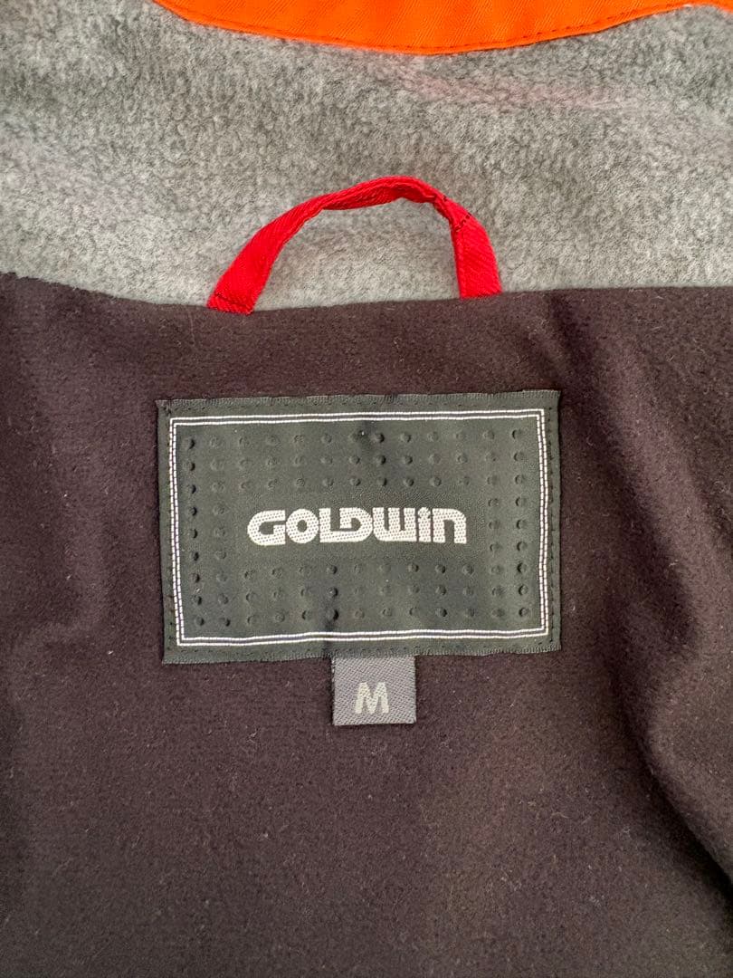 【送料無料】GOLD WIN スキーウェア　ゴールドウイン　上下セット　Ｍサイズ