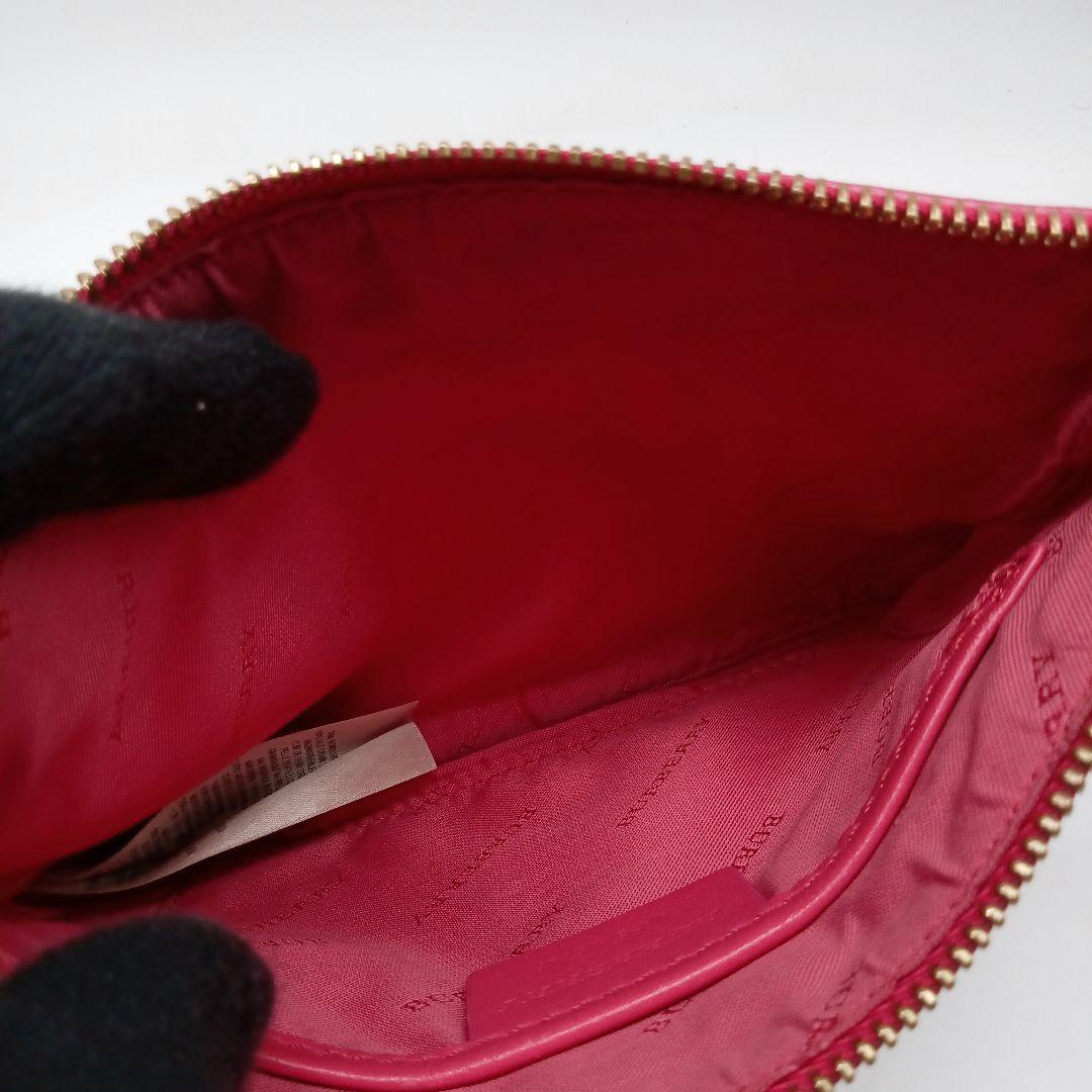 バーバリー　クラッチバッグ　ポーチ　ノバチェック　セカンドバッグ