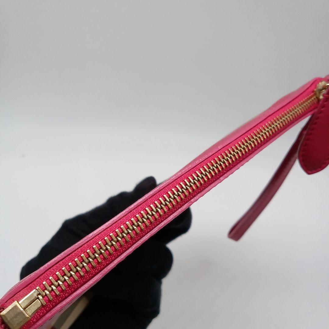 バーバリー　クラッチバッグ　ポーチ　ノバチェック　セカンドバッグ