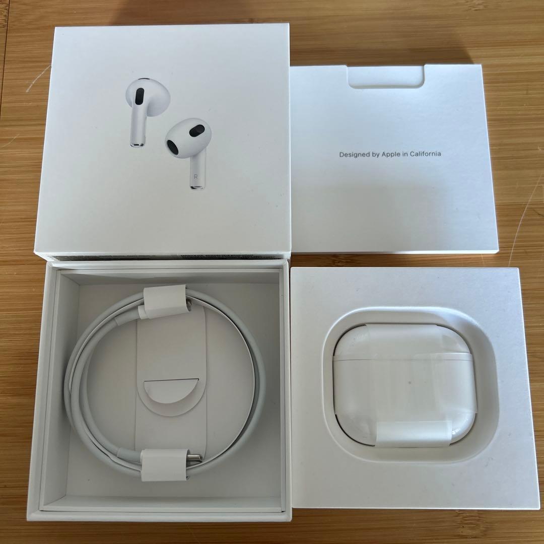 Apple AirPods3 本体 充電ケース付き