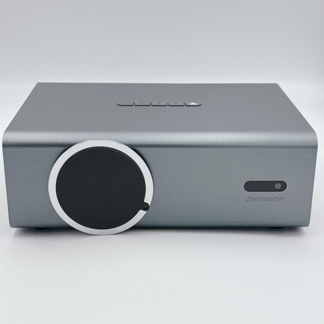 【新品・未使用】DWNKNEW 電動フォーカス プロジェクター