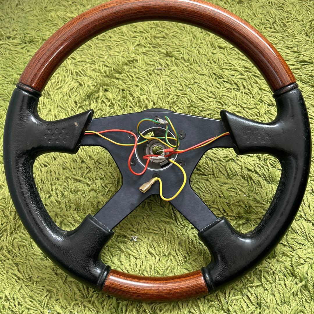 MOMO モモ ウッドステアリング