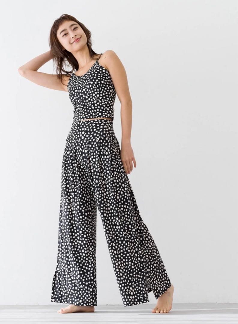 未使用品✨リンダワークス アーヤパンツ ポップコーン AY15005 Mサイズ