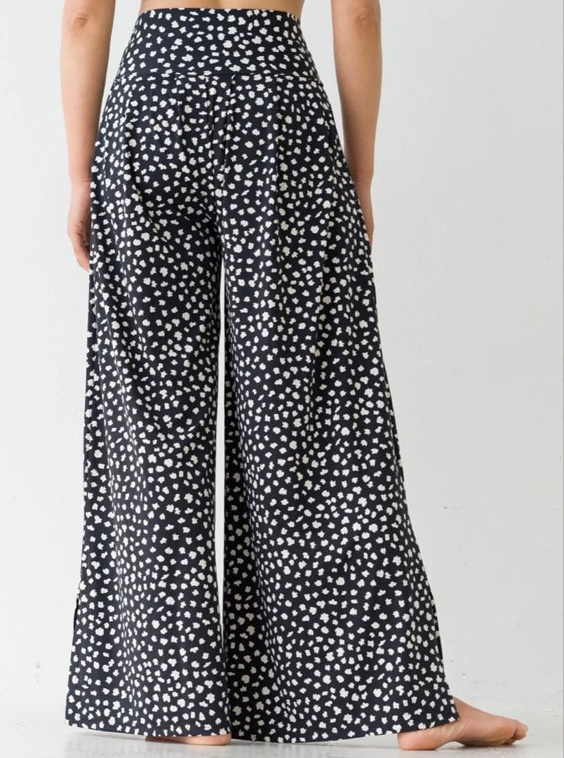 未使用品✨リンダワークス アーヤパンツ ポップコーン AY15005 Mサイズ