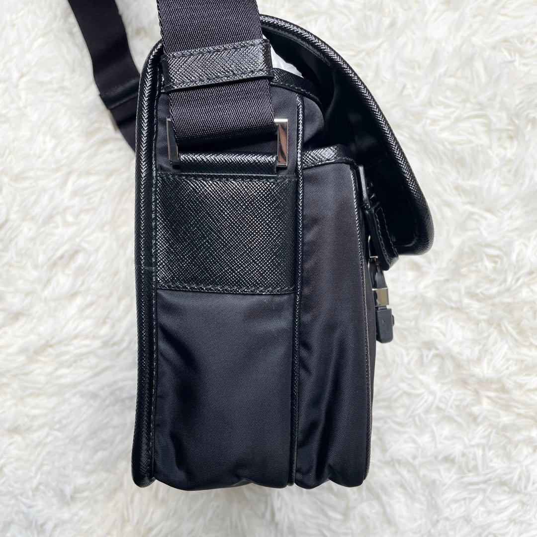 【現行品 未使用】プラダ Re-Nylon xサフィアーノ ショルダーバッグ