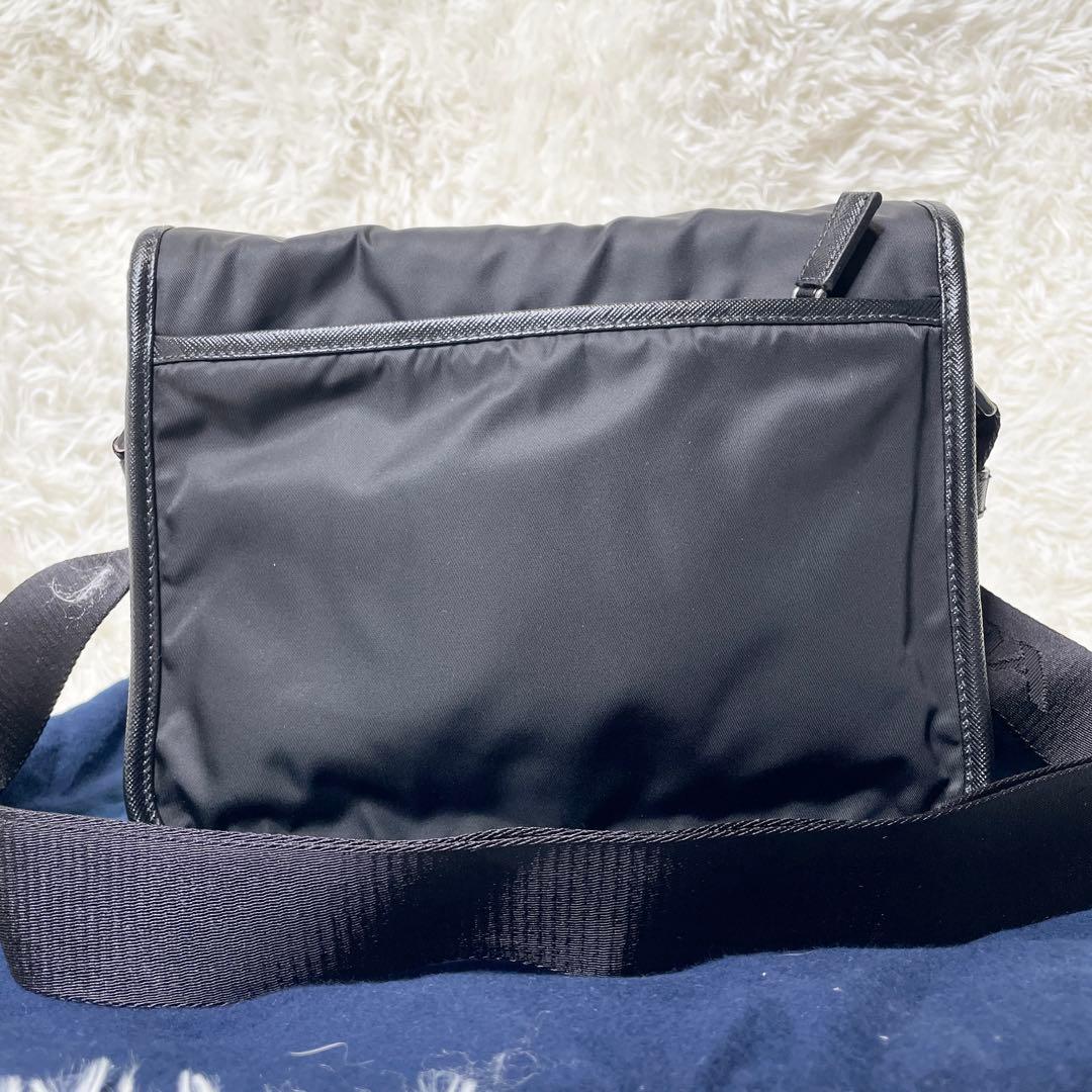 【現行品 未使用】プラダ Re-Nylon xサフィアーノ ショルダーバッグ