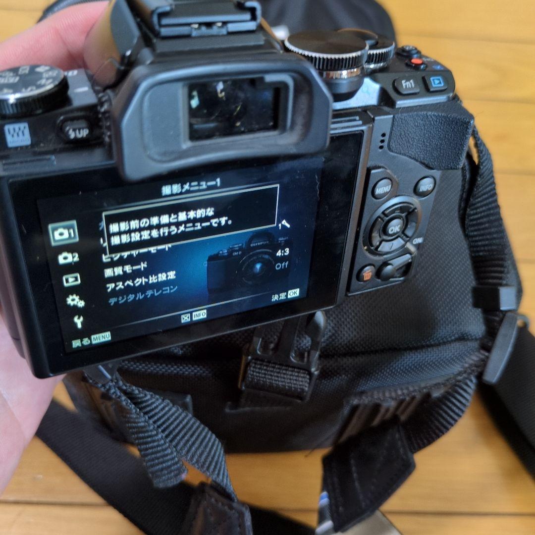 OLYMPUS OM-D E-M10 レンズセット