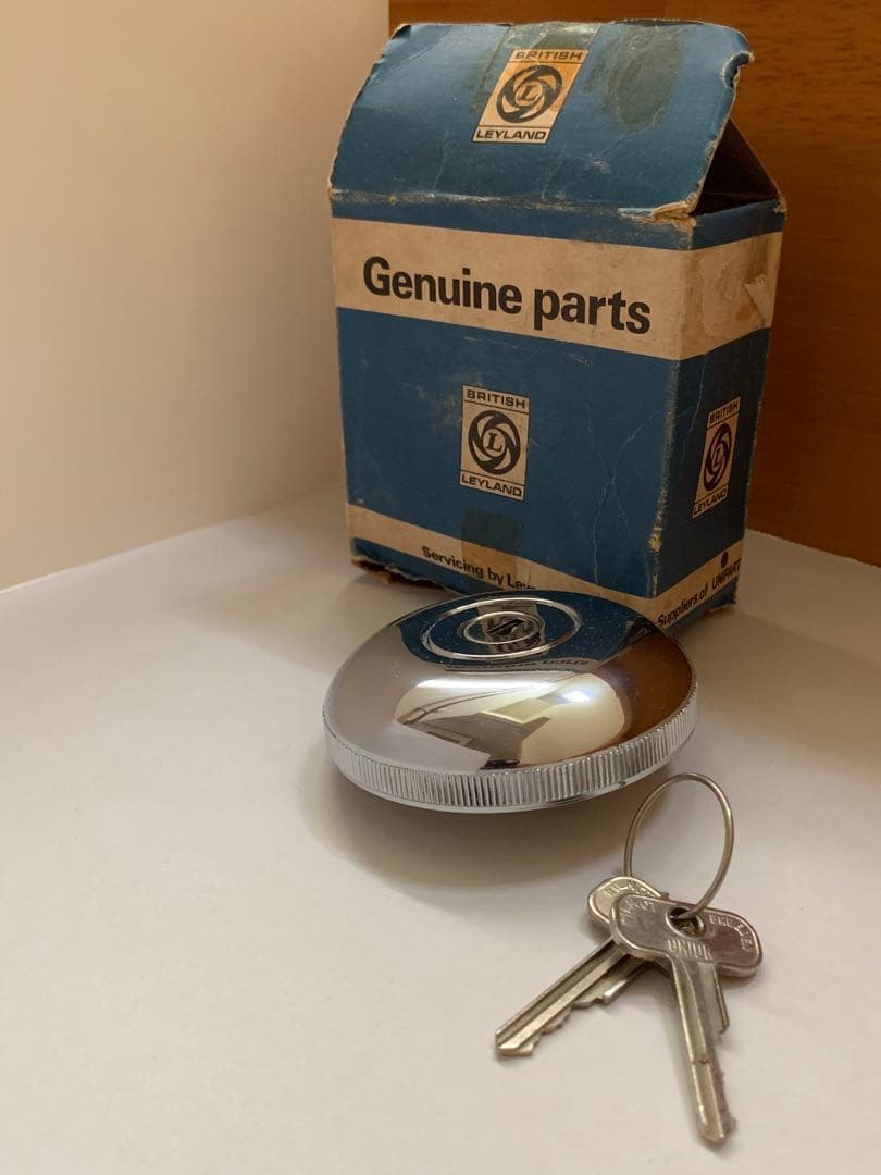 ガソリンキャップ　ローバーミニクーパー　レイランド　フューエルフィラーキャップ