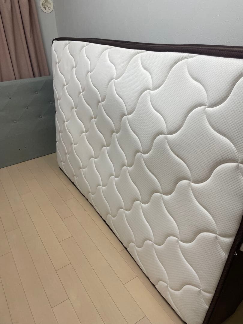 【9月末まで】大塚家具　Priority SP セミダブルマットレス　ベッド付き