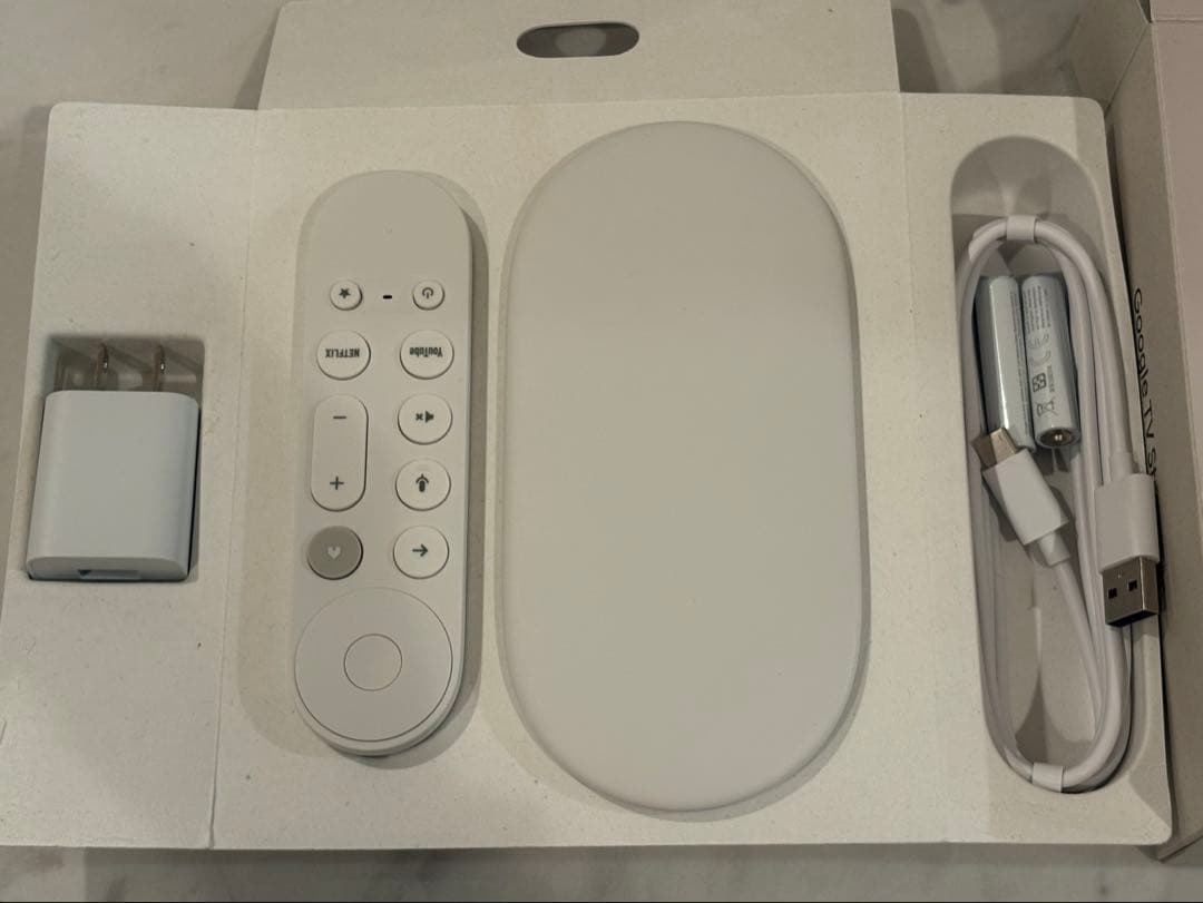 Google TV ストリーマー 4K ホワイト