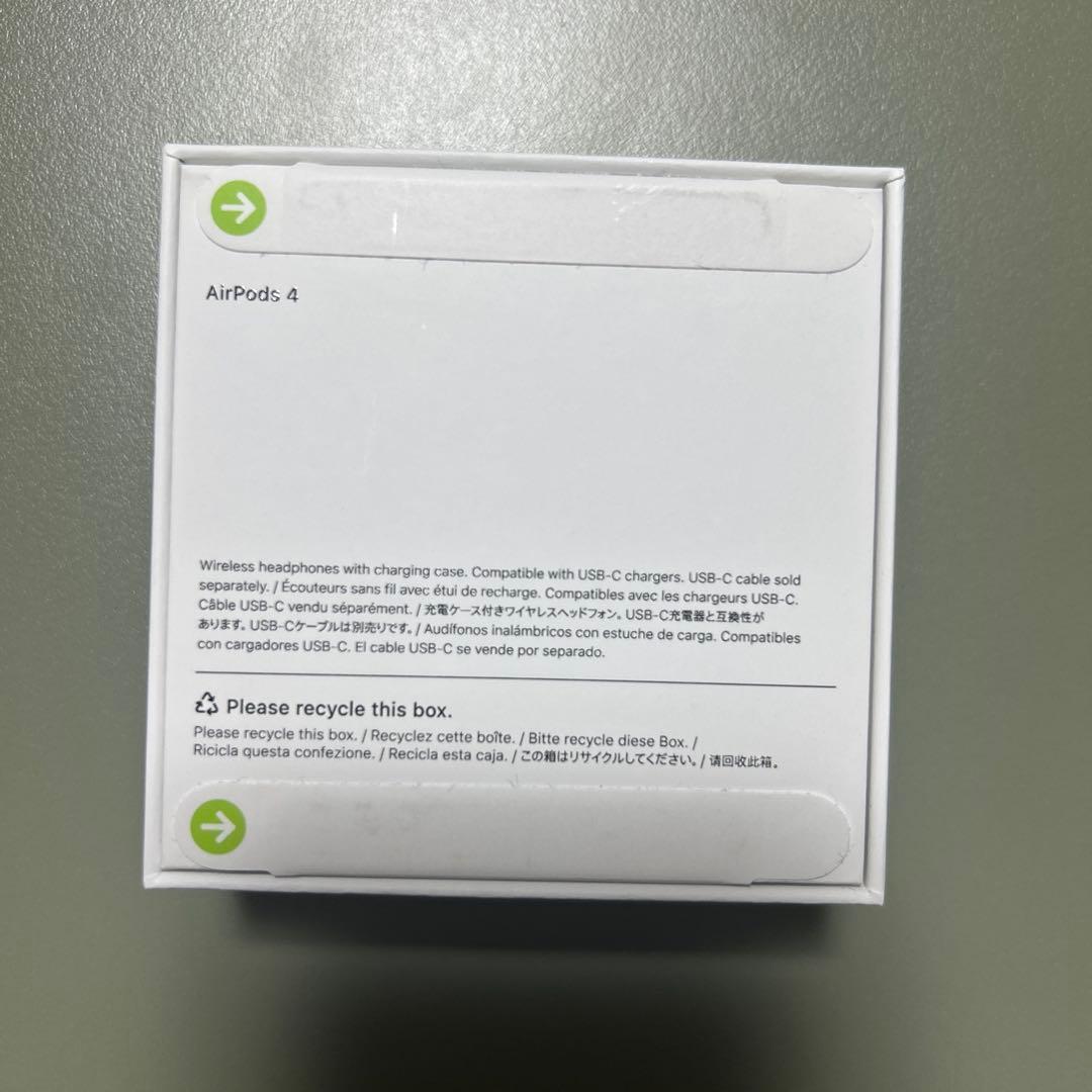 【新品未使用】AppleAirPods4 (ノイズキャンセリング非搭載)