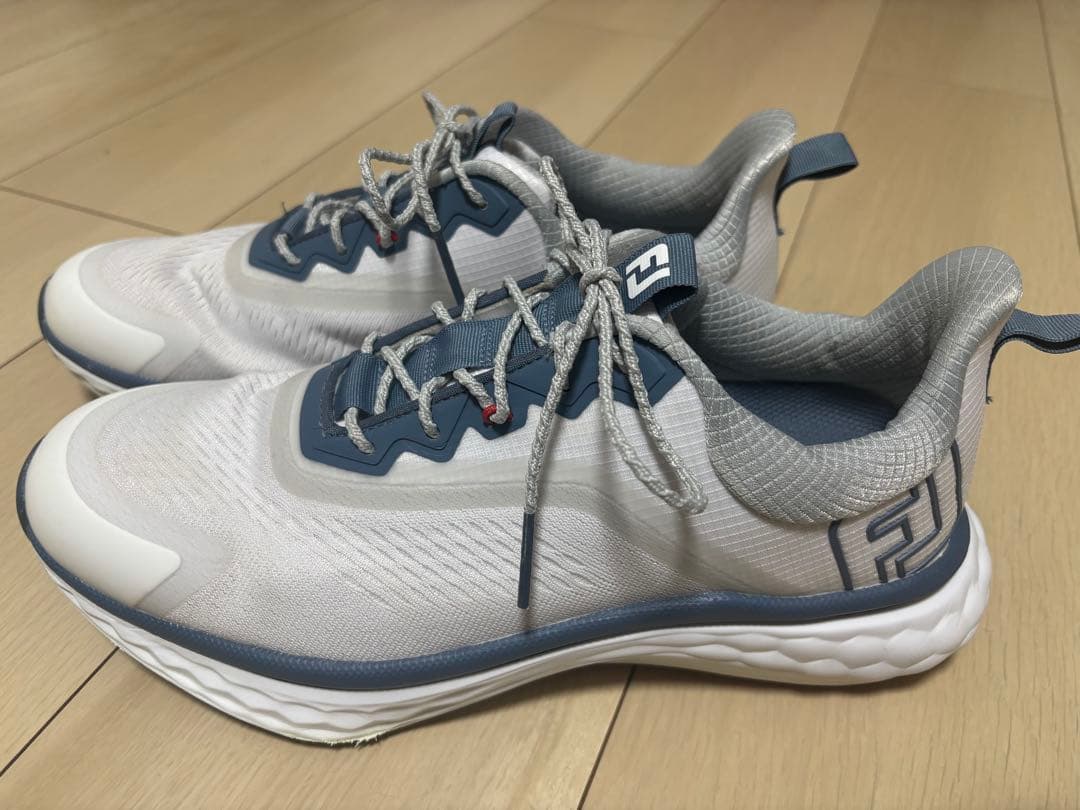 【美品】フットジョイ FJ クオンタム スパイクレス ゴルフシューズ 26センチ