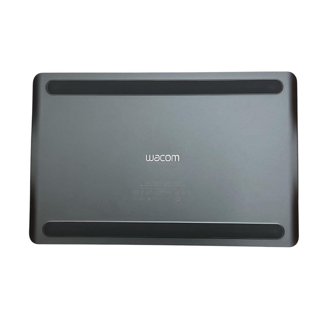 【美品】Wacom Intuos pro PTH-660 ペンタブ