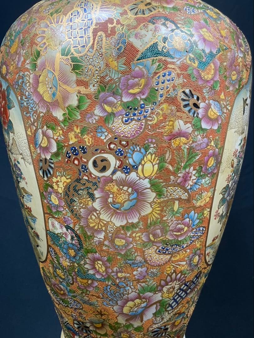 薩摩 特大 沈香壺 花鳥図 高さ約127cm 飾壺 特大花瓶 牡丹 孔雀 金彩