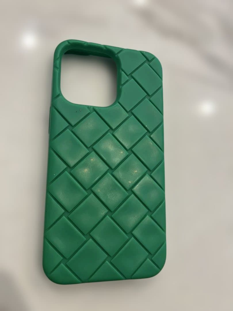 Bottega Veneta 緑色 iPhone13Proケース　（美品）