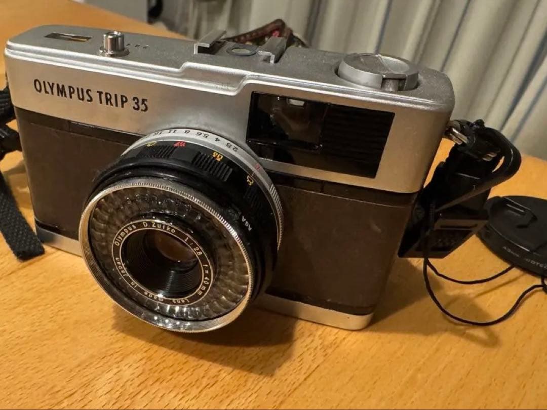 フィルムカメラ olympus trip 35