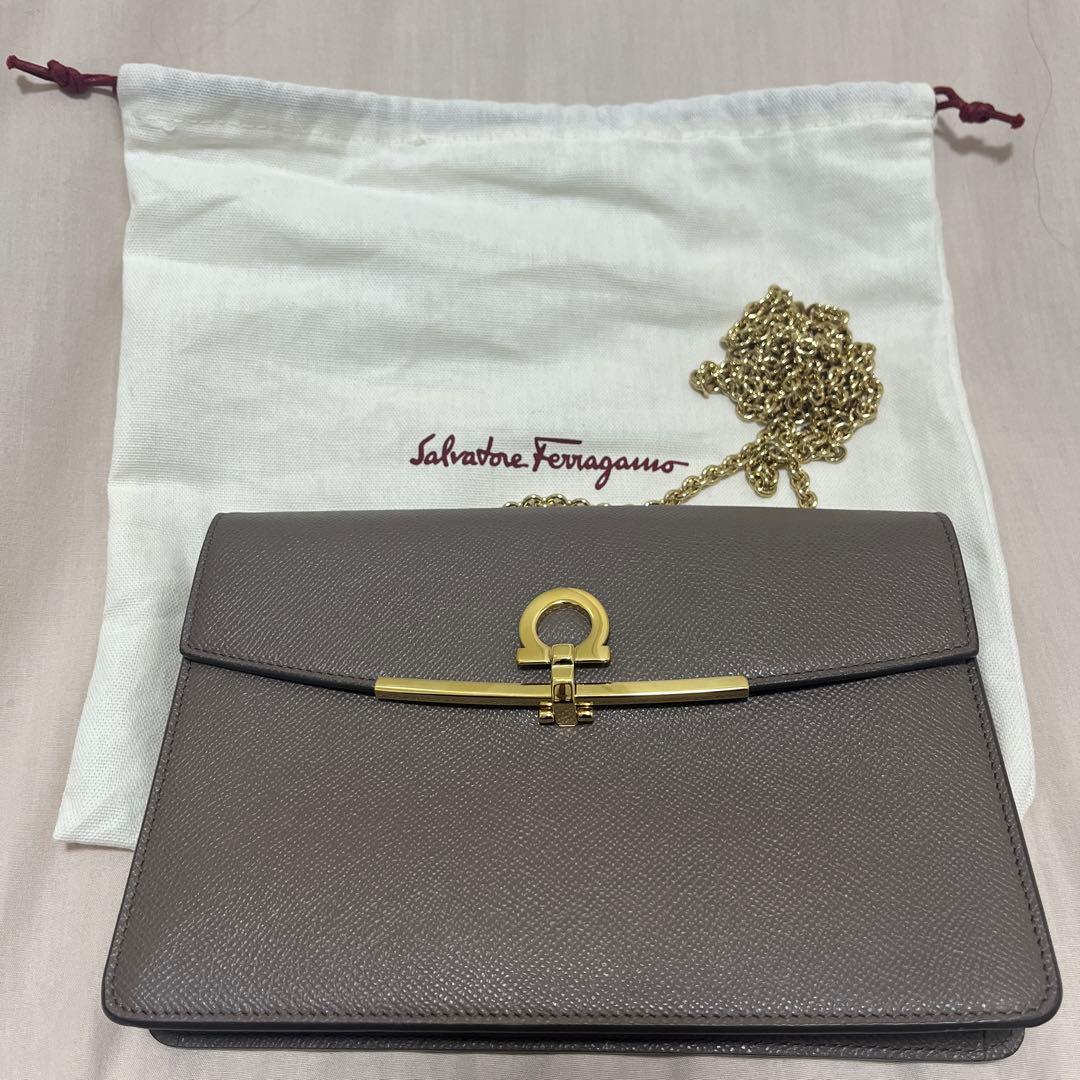サルバトーレ　フェラガモ　クラッチバッグ 2WAYショルダーバッグ