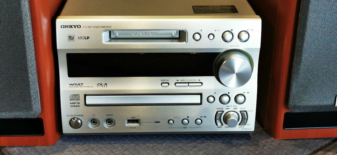 【むーちゃんさん専用】ONKYO ミニコンポ　FR-N7NX　MD付き
