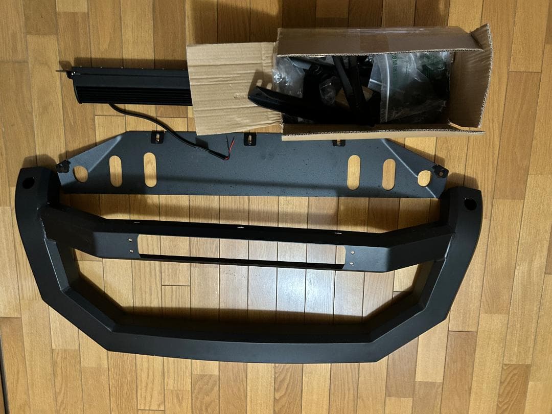 RAV4 50系 フロントバンパーガード グリルガード LEDランプ付 中古