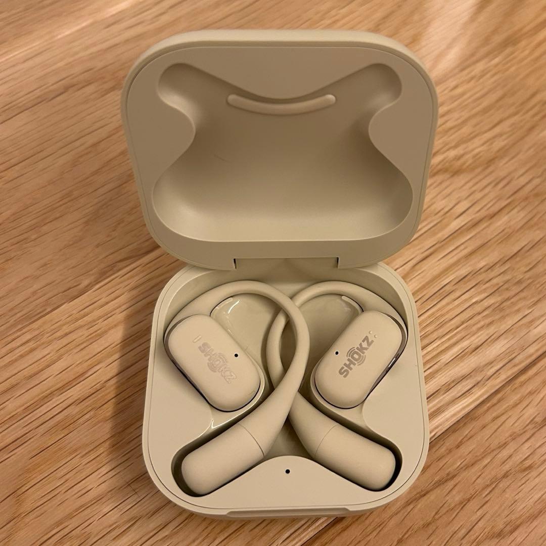 Shokz ワイヤレスイヤホン オープンイヤー型　OpenFit