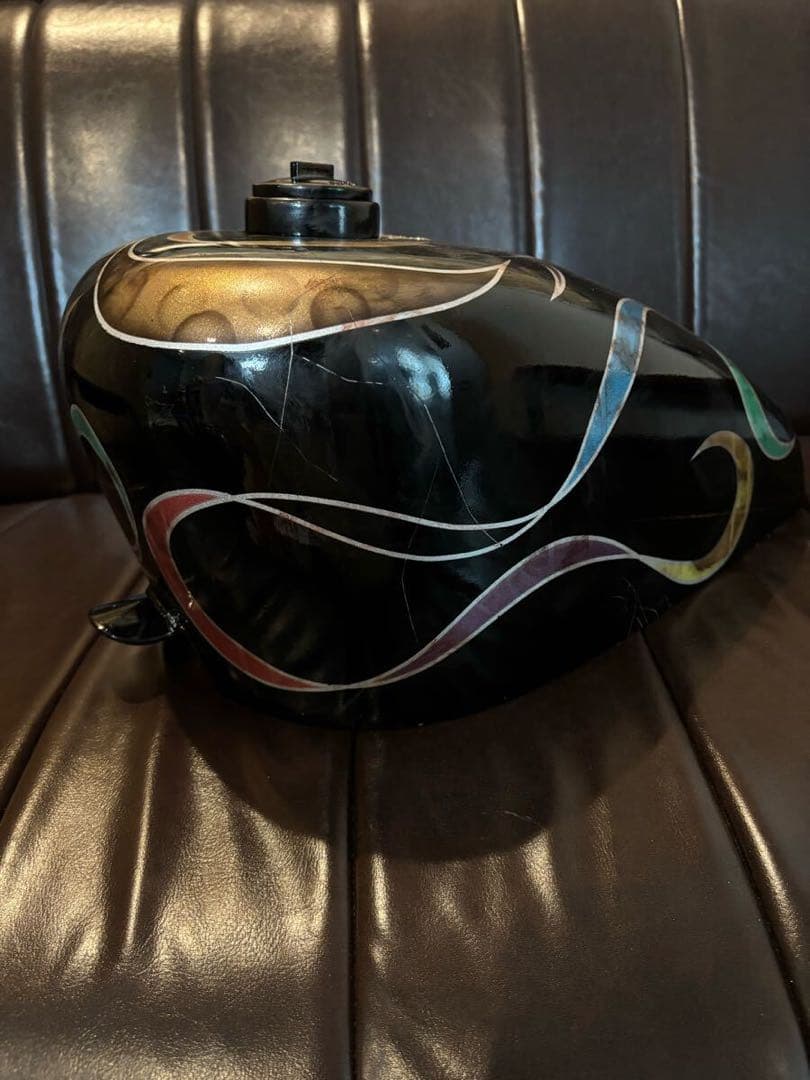 ハーレー　タンク　スポタン　ペイント　エイジング